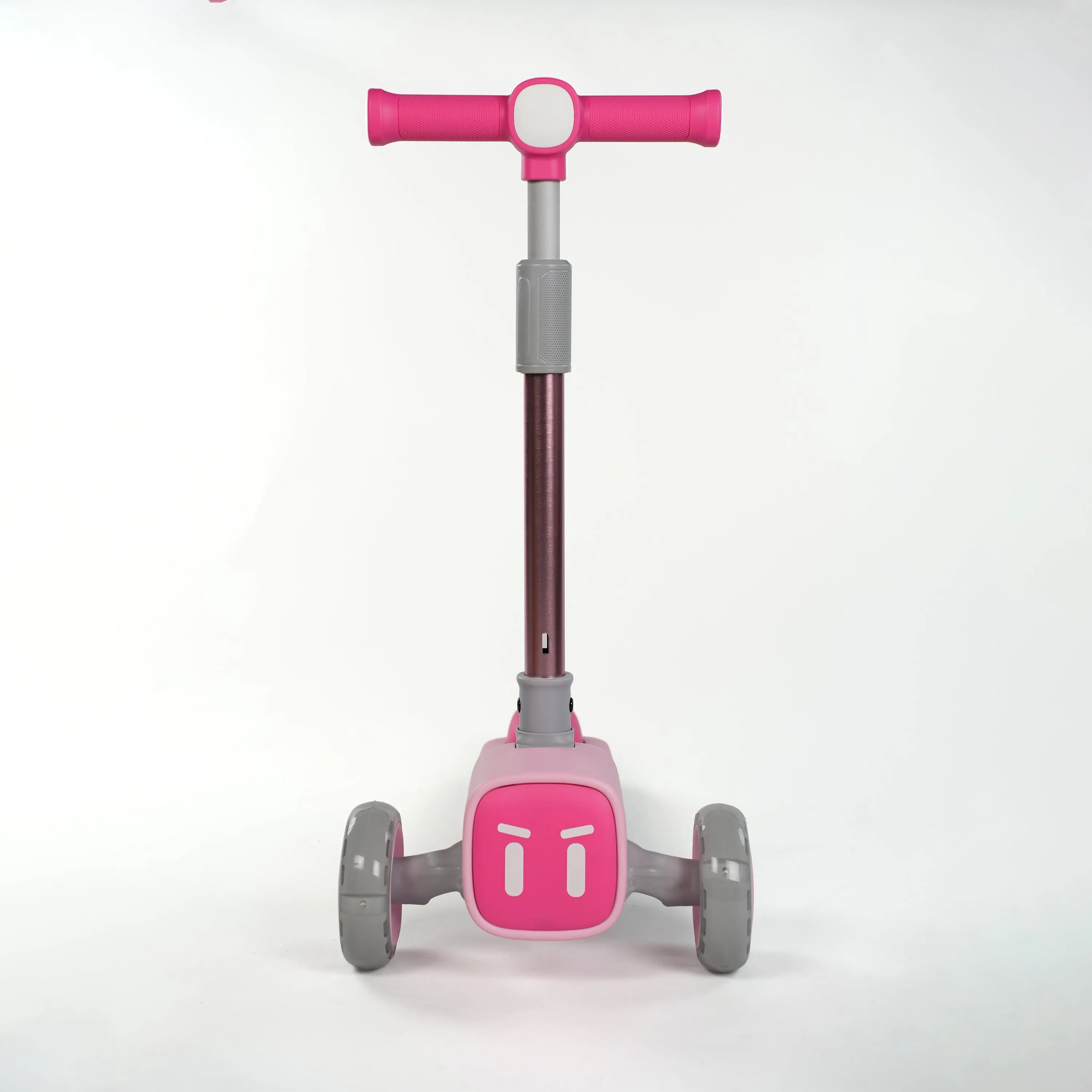 Freddo Emoji Scooter - Image 13